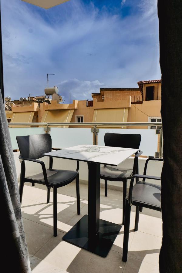 סרנדה Eden Suites & Apartments מראה חיצוני תמונה
